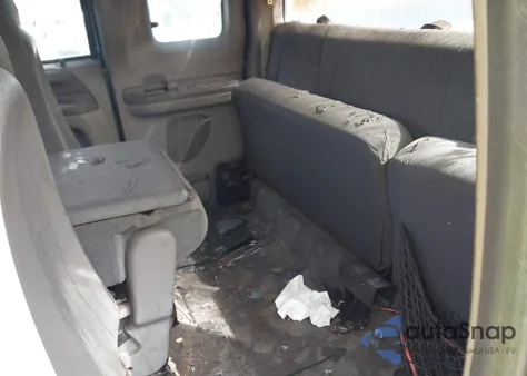 2002 Ford F-250 Lariat/Xl/Xlt from USA, damaged, VIN 1FTNX20L72EC61204